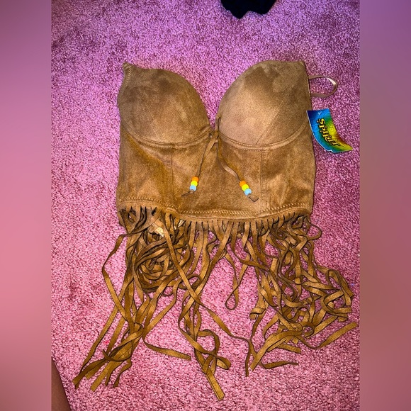 Spirit Halloween Native Top - Picture 1 of 3
